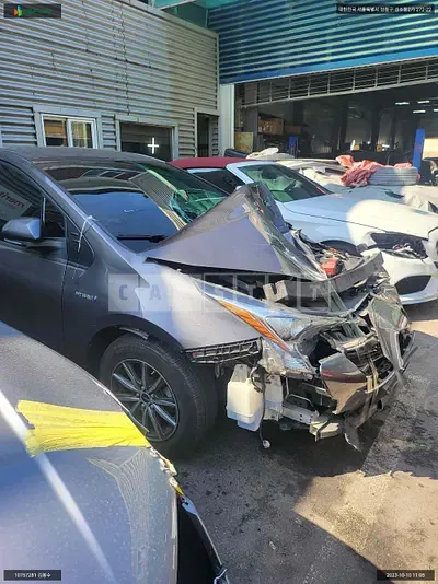 Photo 1 of 11: 2018 Toyota Prius, VIN JTDKBRFU4J3603194 — Korean insurance auction