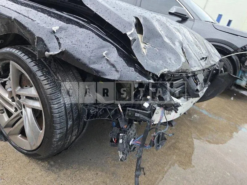 Photo 2 of 82: 2025 Genesis G80, VIN KMTGB41CBTU299271 — Korean insurance auction