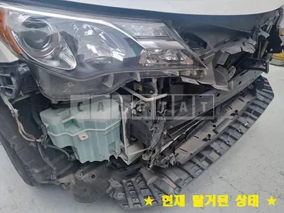 Photo 1 of 33: 2015 Toyota RAV4 4WD, VIN JTMDFREV1FD128421 — Korean insurance auction