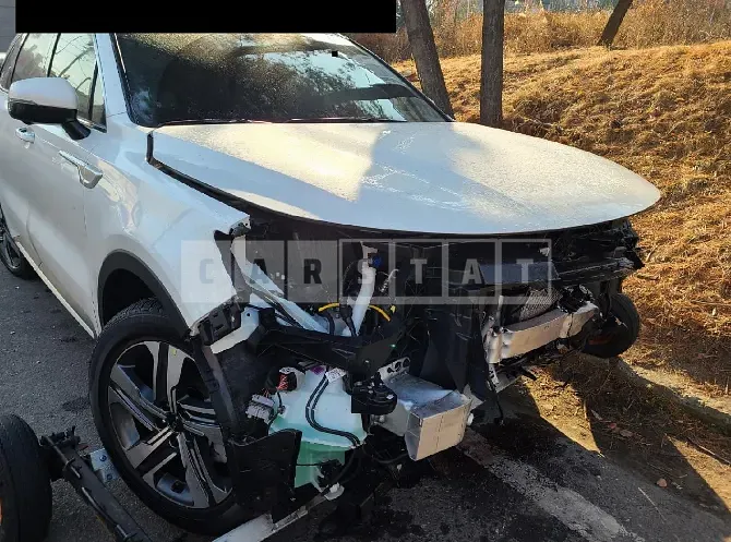 Photo 2 of 14: 2022 Kia Sorento, VIN KNARK81GBNA070590 — Korean insurance auction