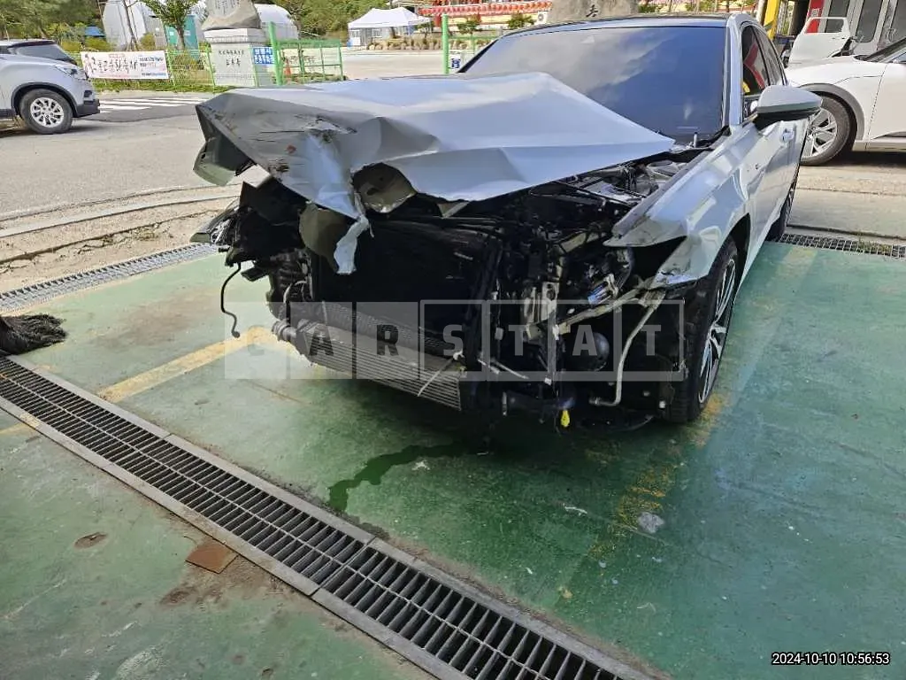 Photo 2 of 50: 2023 Audi A6 45 TFSI quattro — Korean insurance auction