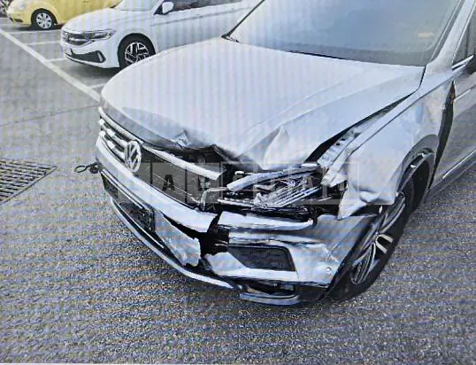 Photo 2 of 18: 2020 Volkswagen Tiguan Allspace 2.0 TDI — Korean insurance auction