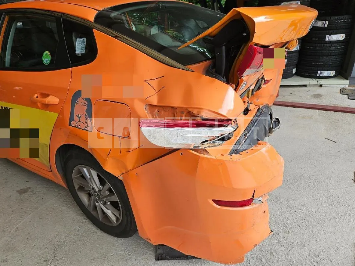 Photo 2 of 8: 2019 Kia K5 — Korean insurance auction