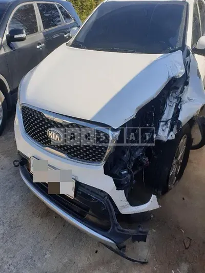 Photo 1 of 9: 2017 Kia Sorento, VIN KNAPS81BBHA333163 — Korean insurance auction