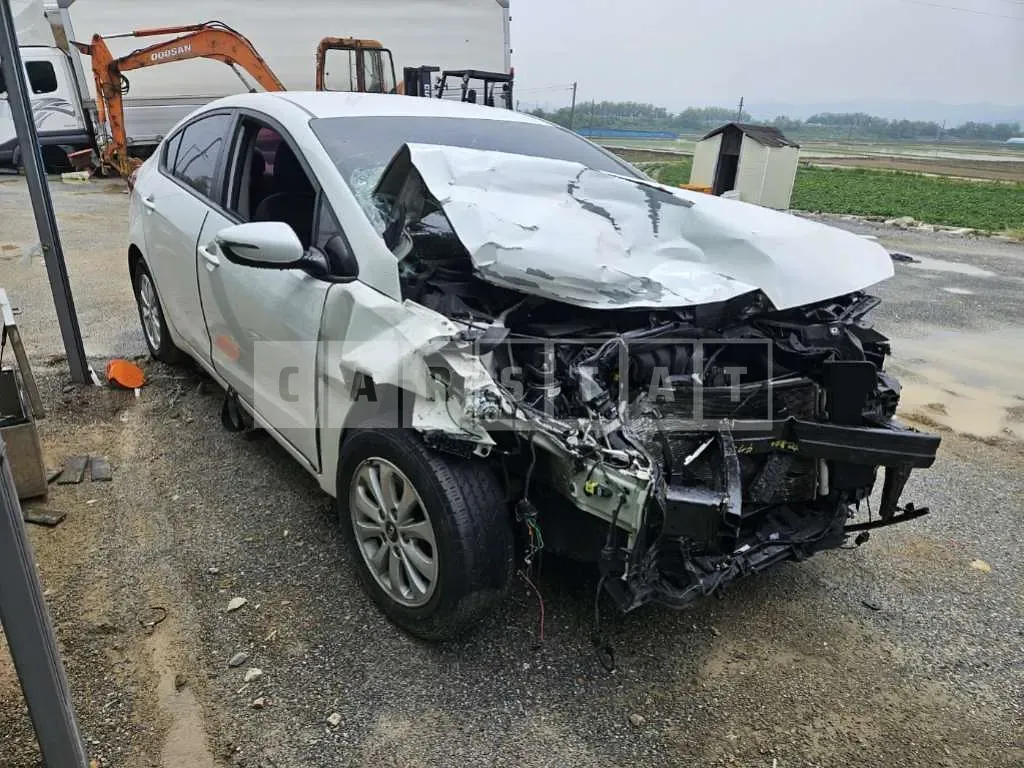 Photo 2 of 5: 2017 Kia Kz 1.SH — Korean insurance auction