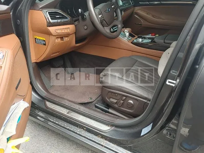 Photo 2 of 10: 2020 Genesis G90 3.8 — Korean insurance auction