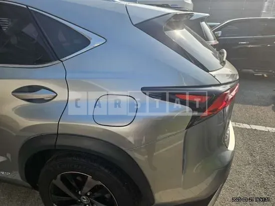 Photo 2 of 24: 2018 Lexus NX300h — Korean insurance auction