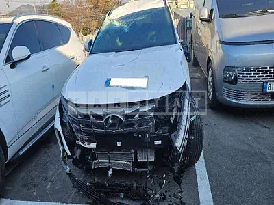 Photo 1 of 48: 2023 Hyundai Tucson Hybrid, VIN KMHJE811BPU155206 — Korean insurance auction