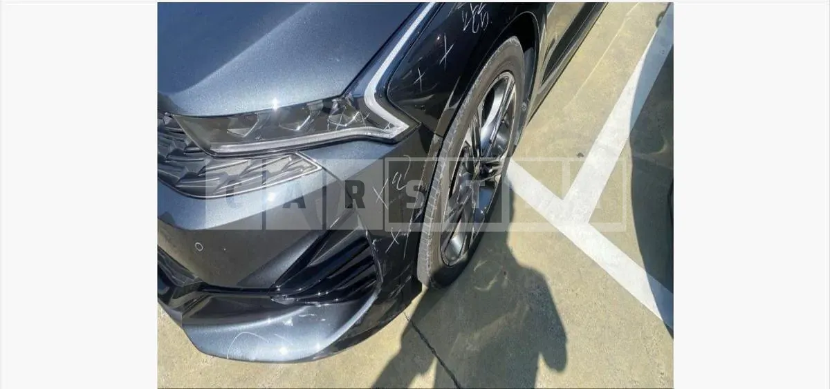 Photo 2 of 4: 2021 Kia (parts) K5 Headlamp — Korean insurance auction