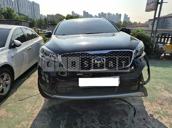 Photo 2 of 10: 2017 Kia Sorento — Korean insurance auction