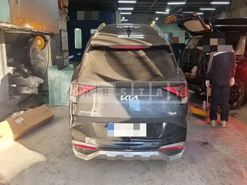 Photo 2 of 81: 2023 Kia Sportage Hybrid, VIN KNAPW81GBRK104213 — Korean insurance auction
