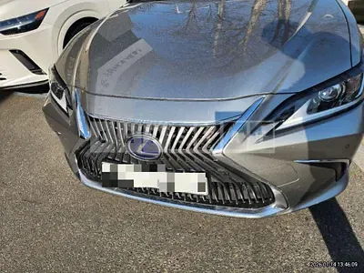Photo 1 of 32: 2020 Lexus ES300h — Korean insurance auction