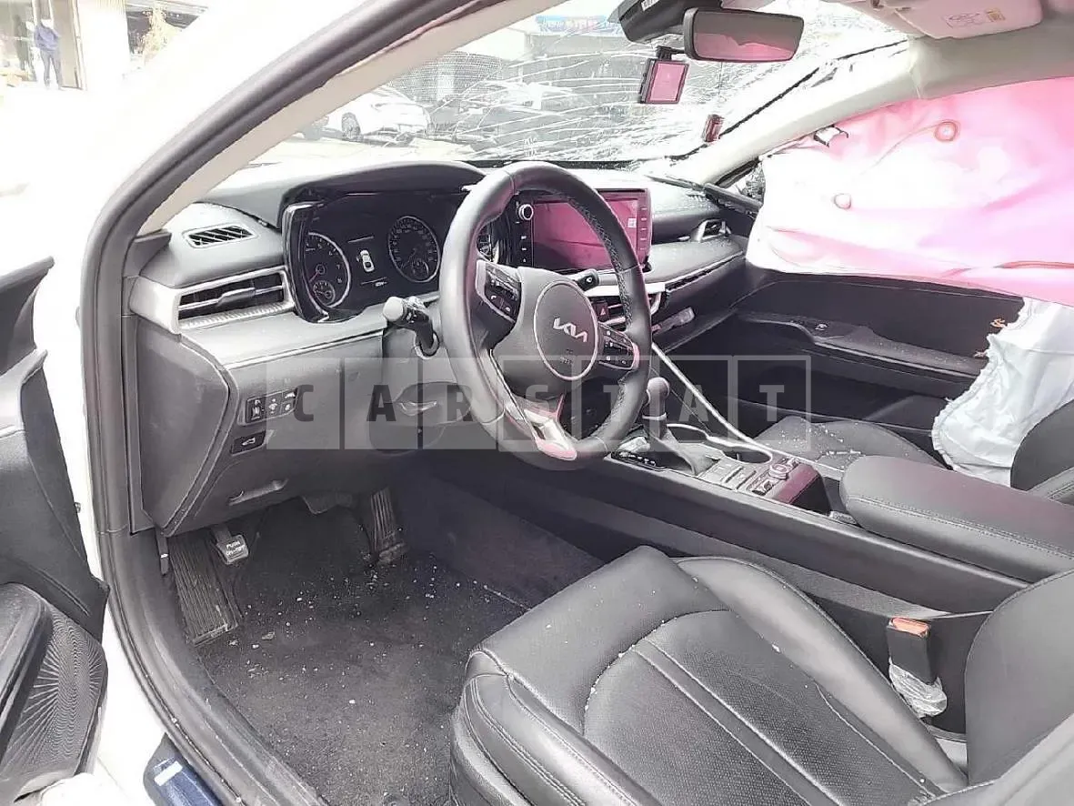 Photo 2 of 13: 2022 Kia K5 2.0(LPI), VIN KNAG741BBNA193030 — Korean insurance auction