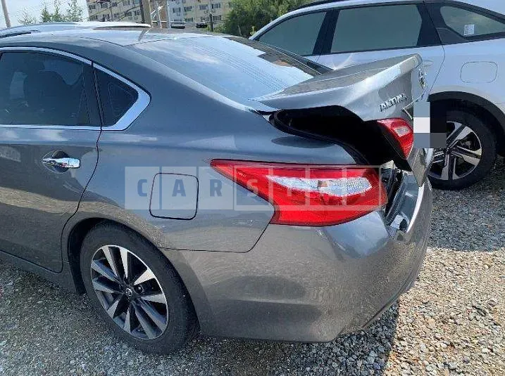 Photo 2 of 13: 2016 Nissan Altima 2.5 — Korean insurance auction