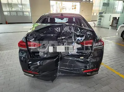 Photo 1 of 17: 2016 Genesis Dh — Korean insurance auction