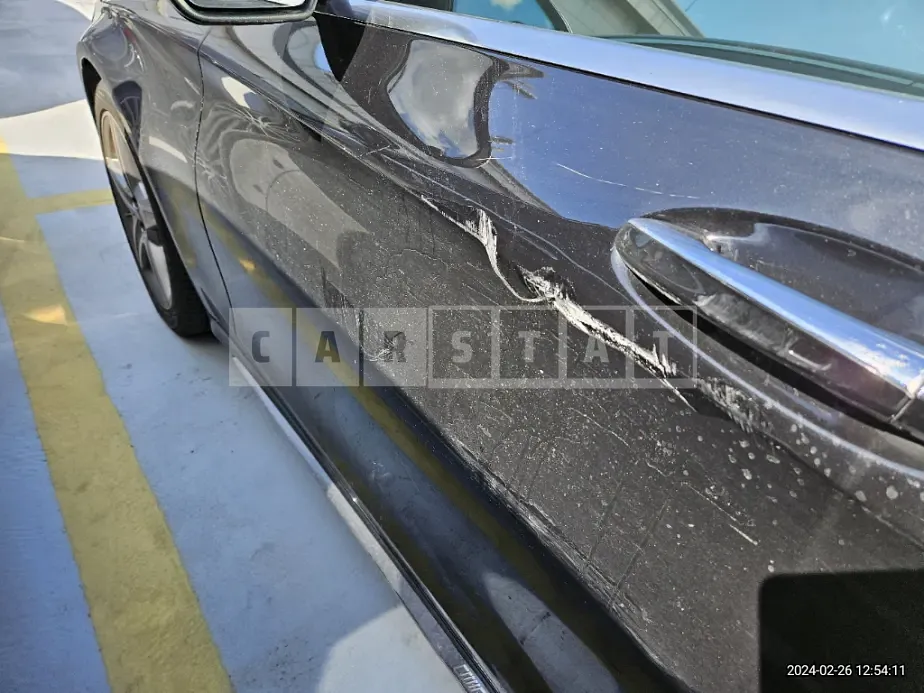Photo 2 of 25: 2017 Mercedes-Benz C200, VIN WDDWF4CB0HF481511 — Korean insurance auction