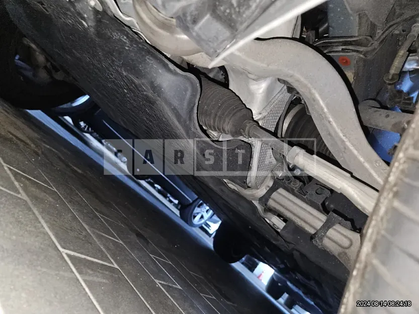 Photo 2 of 36: 2022 Mercedes-Benz GLC300 e 4Matic — Korean insurance auction