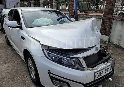 Photo 1 of 9: 2015 Kia Tf K5, VIN KNAGN418BFA601768 — Korean insurance auction