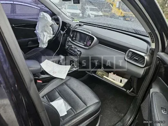 Photo 2 of 15: 2019 Kia Sorento, VIN KNAPG811DKA483658 — Korean insurance auction