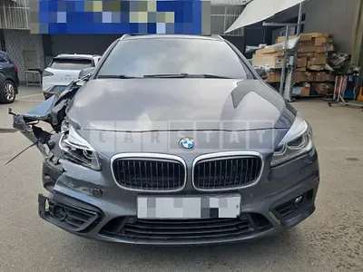 Photo 1 of 19: 2015 BMW Active Tourer, VIN WBA2C1105FV342055 — Korean insurance auction