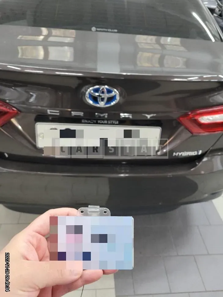 Photo 2 of 21: 2018 Toyota Camry Hybrid, VIN JTNB21HK1J3006089 — Korean insurance auction
