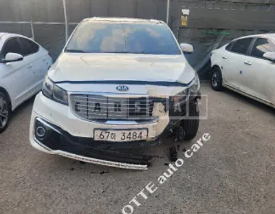 Photo 1 of 50: 2017 Kia Carnival, VIN KNAME81ABHS308120 — Korean insurance auction