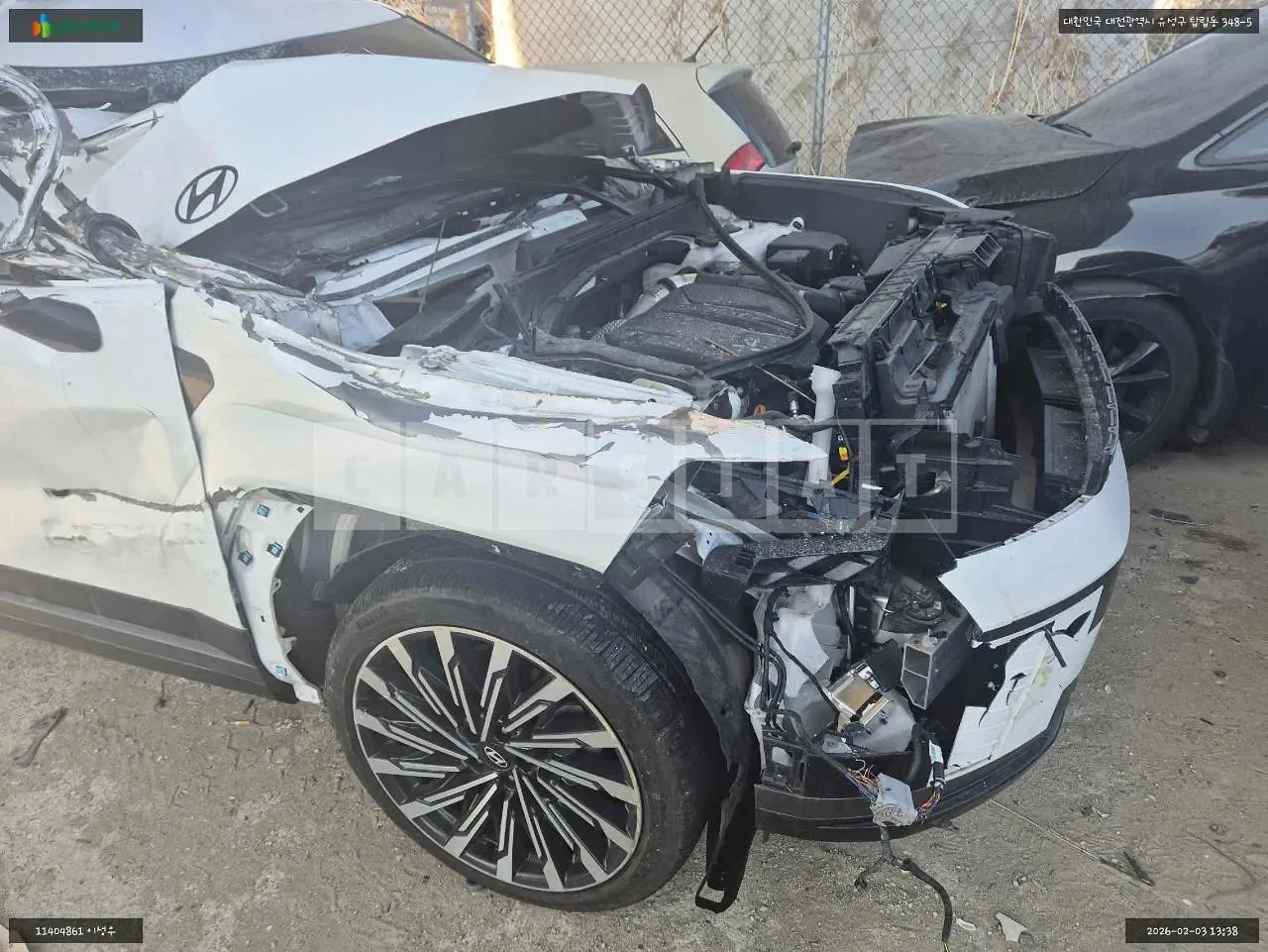 Photo 2 of 13: 2023 Hyundai Santa Fe, VIN KMHP581LGRU011646 — Korean insurance auction