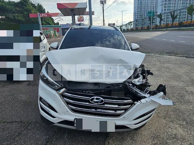 Photo 2 of 9: 2016 Hyundai Tucson, VIN KMHJ581ABHU340730 — Korean insurance auction