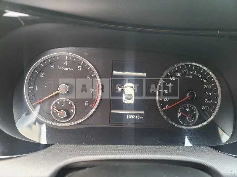 Photo 2 of 21: 2020 Kia K5 — Korean insurance auction