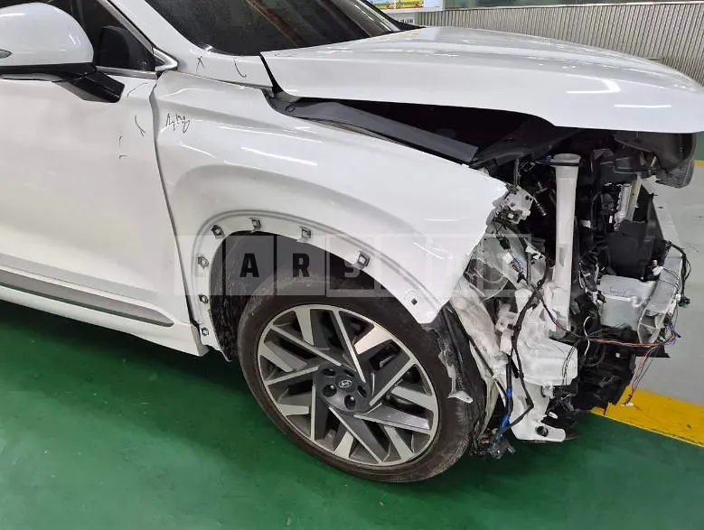 Photo 2 of 3: 2022 Hyundai Santa Fe TM 2.2 — Korean insurance auction