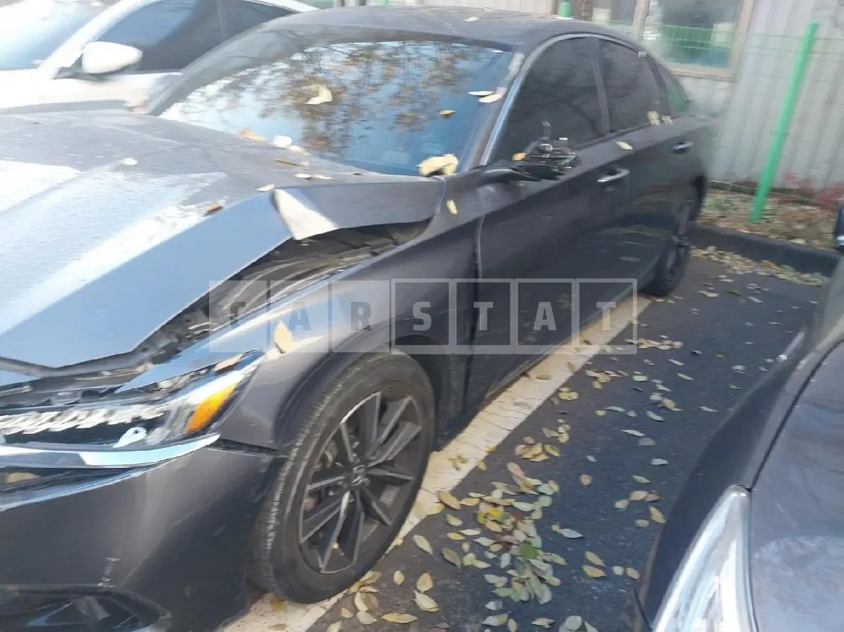 Photo 2 of 11: 2021 Honda Accord 1.5T, VIN 1HGCV1650MA510417 — Korean insurance auction