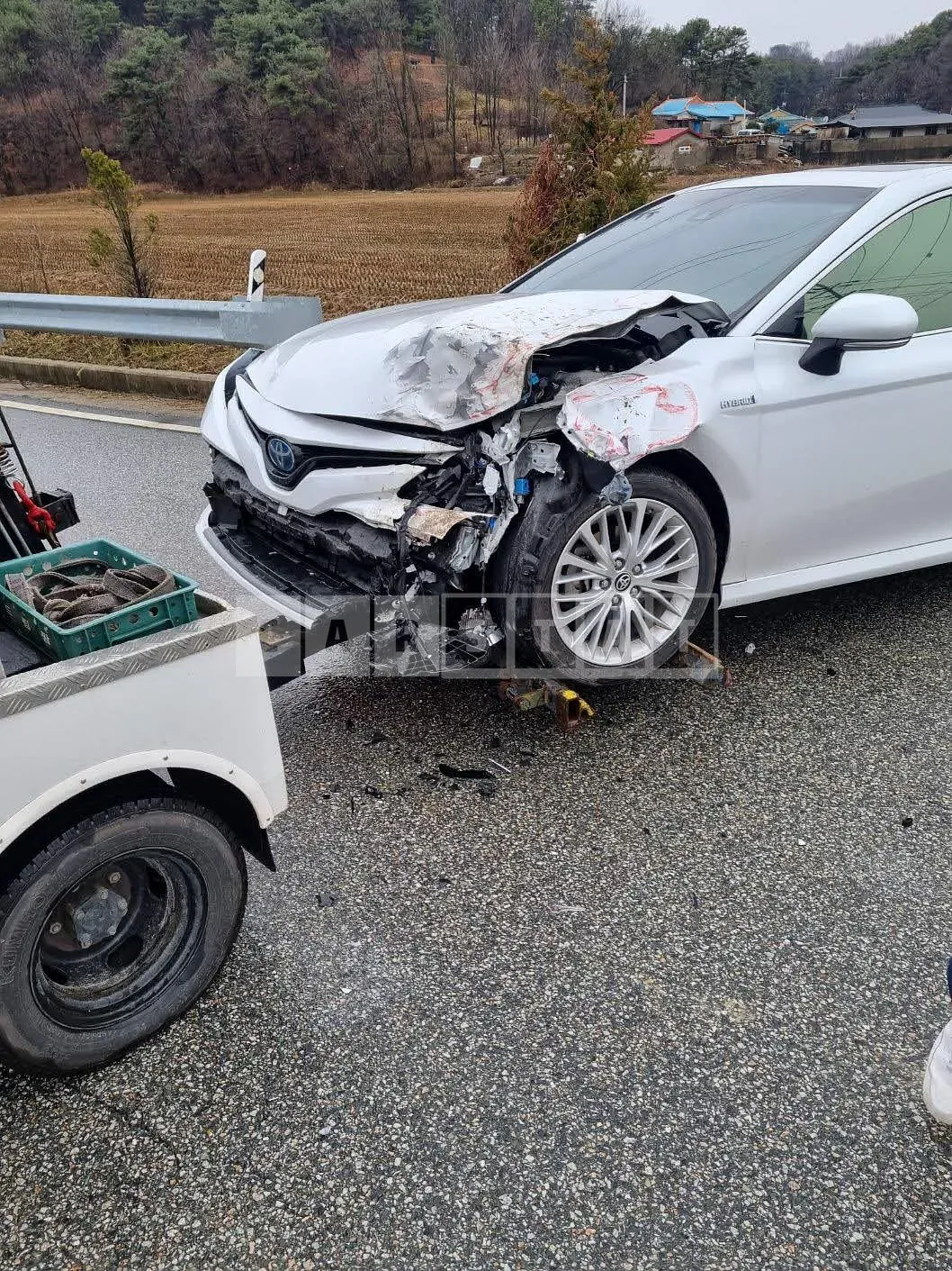 Photo 2 of 7: 2020 Toyota Camry Hybrid, VIN JTNB21HKXL3075172 — Korean insurance auction