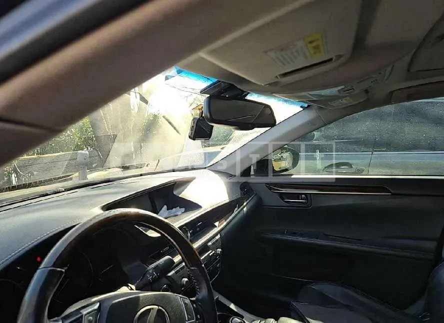 Photo 2 of 11: 2014 Lexus ES350 — Korean insurance auction