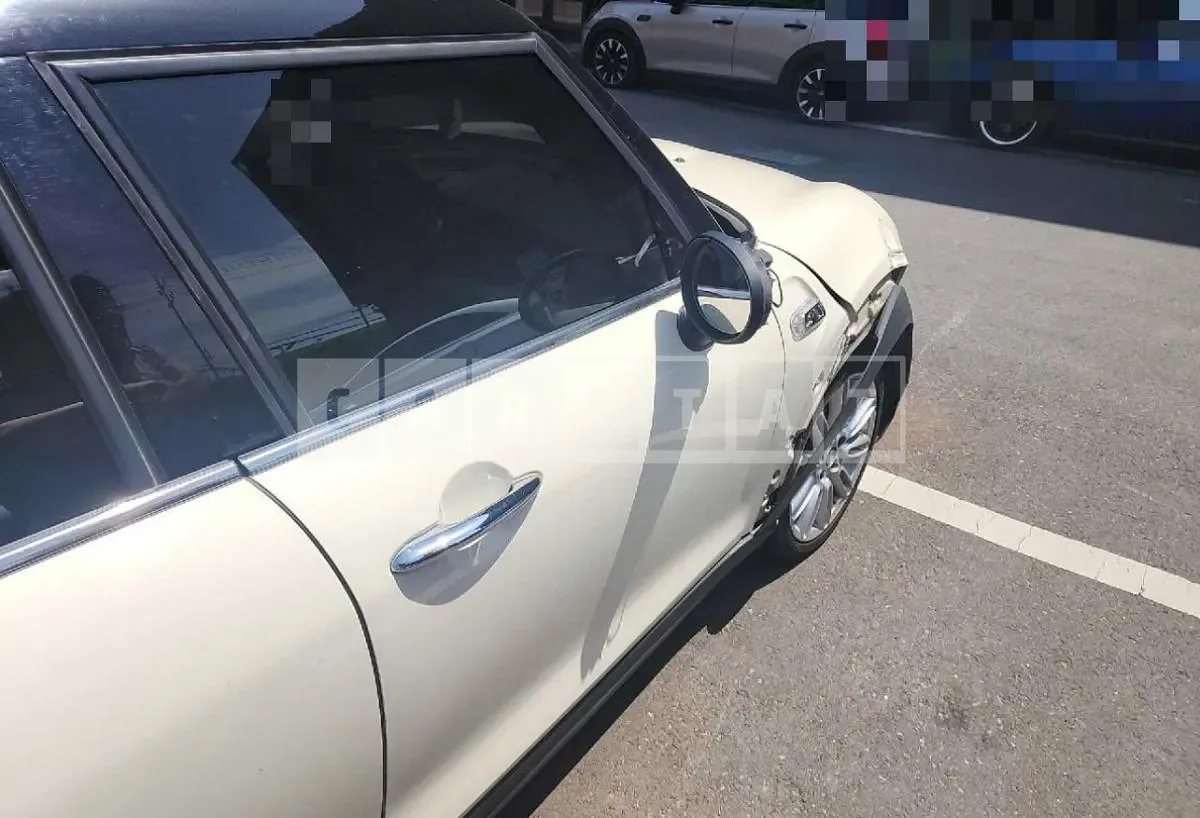 Photo 2 of 38: 2016 MINI Cooper S Five-Door — Korean insurance auction