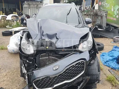 Photo 1 of 12: 2019 Kia Sportage 2.0 — Korean insurance auction