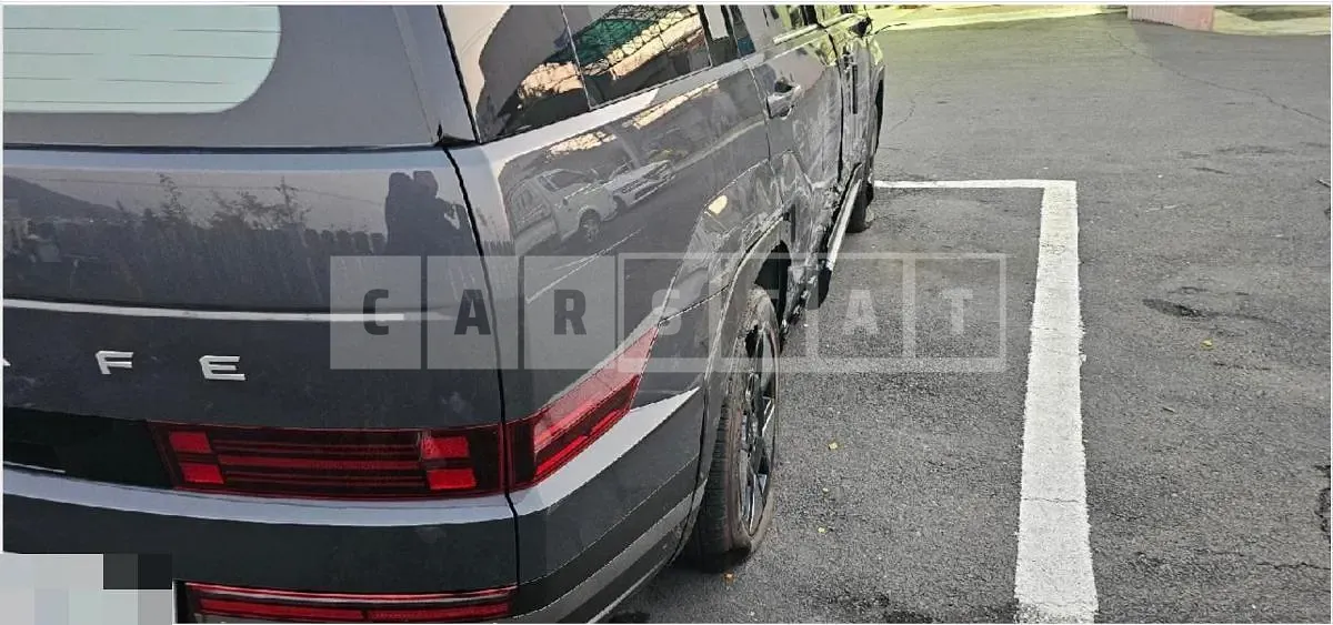 Photo 2 of 23: 2025 Hyundai Santa Fe — Korean insurance auction