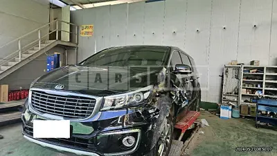 Photo 1 of 16: 2017 Kia Carnival — Korean insurance auction