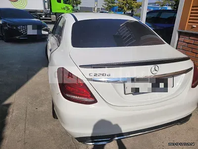Photo 1 of 11: 2016 Mercedes-Benz C220 d — Korean insurance auction