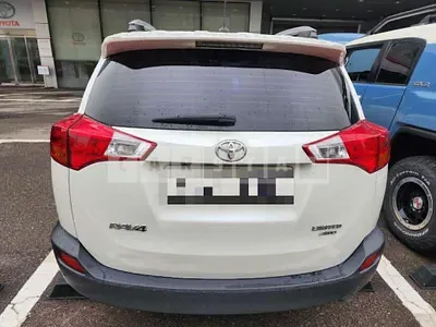 Photo 1 of 14: 2015 Toyota RAV4 4WD — Korean insurance auction