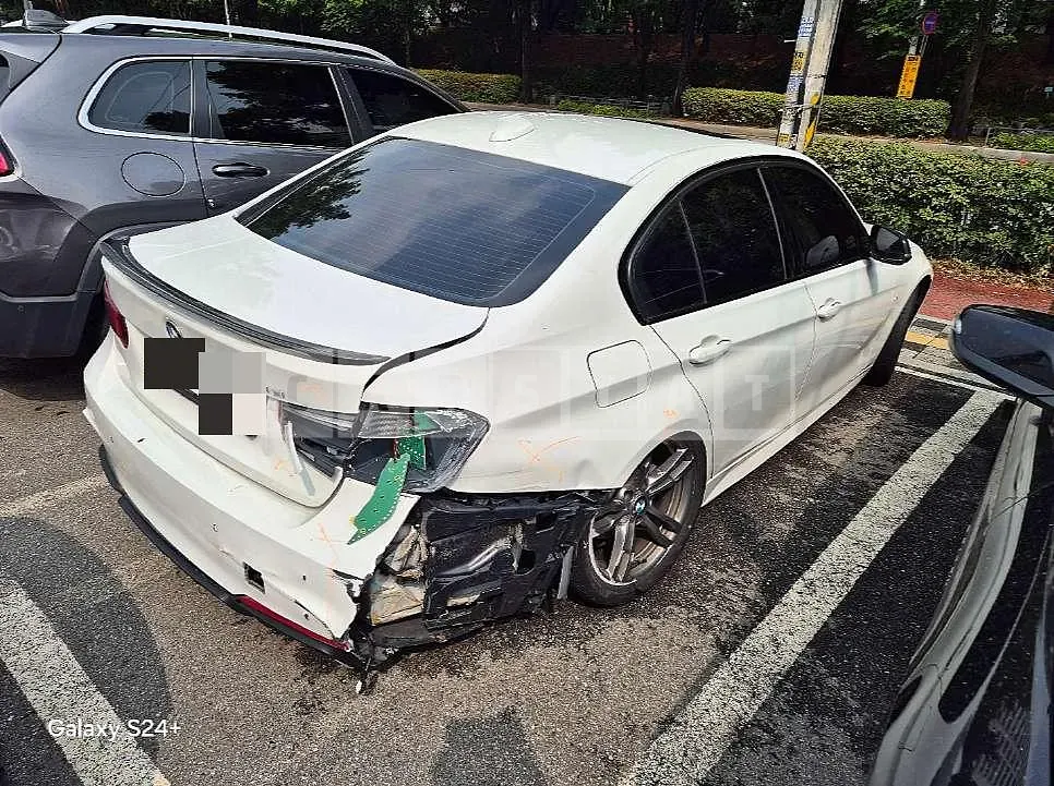 Photo 2 of 6: 2018 BMW 320d M Sport Package WLTP — Korean insurance auction