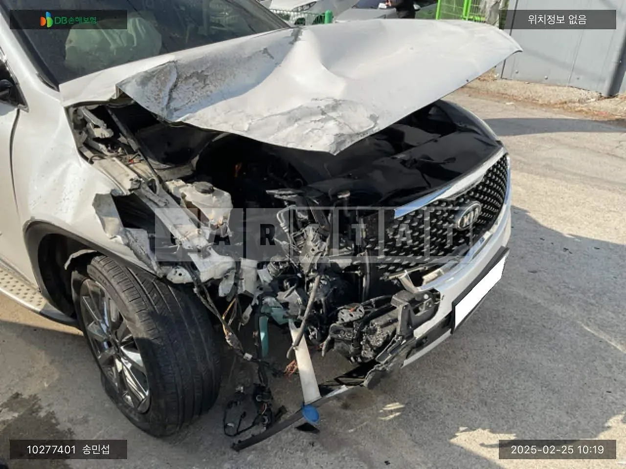 Photo 2 of 9: 2015 Kia Sorento, VIN KNAPK81ABFA065686 — Korean insurance auction