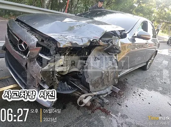 Photo 2 of 20: 2018 Mercedes-Benz E 300 4Matic — Korean insurance auction