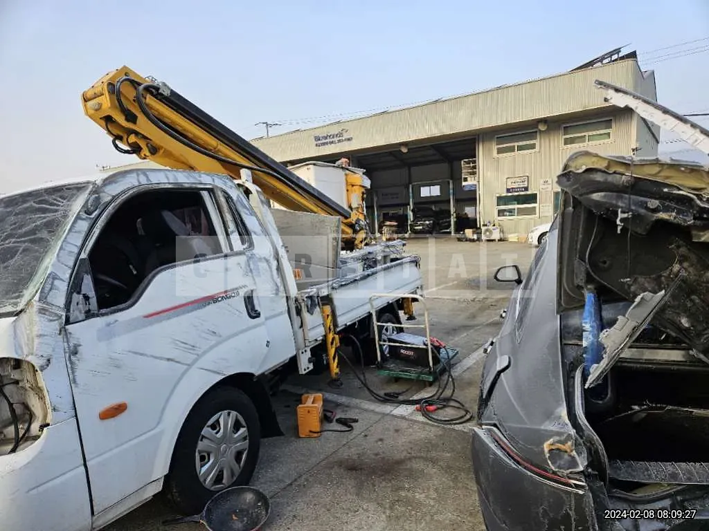Photo 2 of 27: 2020 Kia Bongo 1 Ton Aerial Work Truck, VIN KNCSJZ76ALK414211 — Korean insurance auction