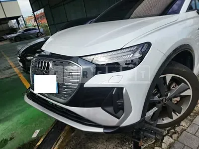 Photo 1 of 37: 2023 Audi Q4 e-tron 40 — Korean insurance auction