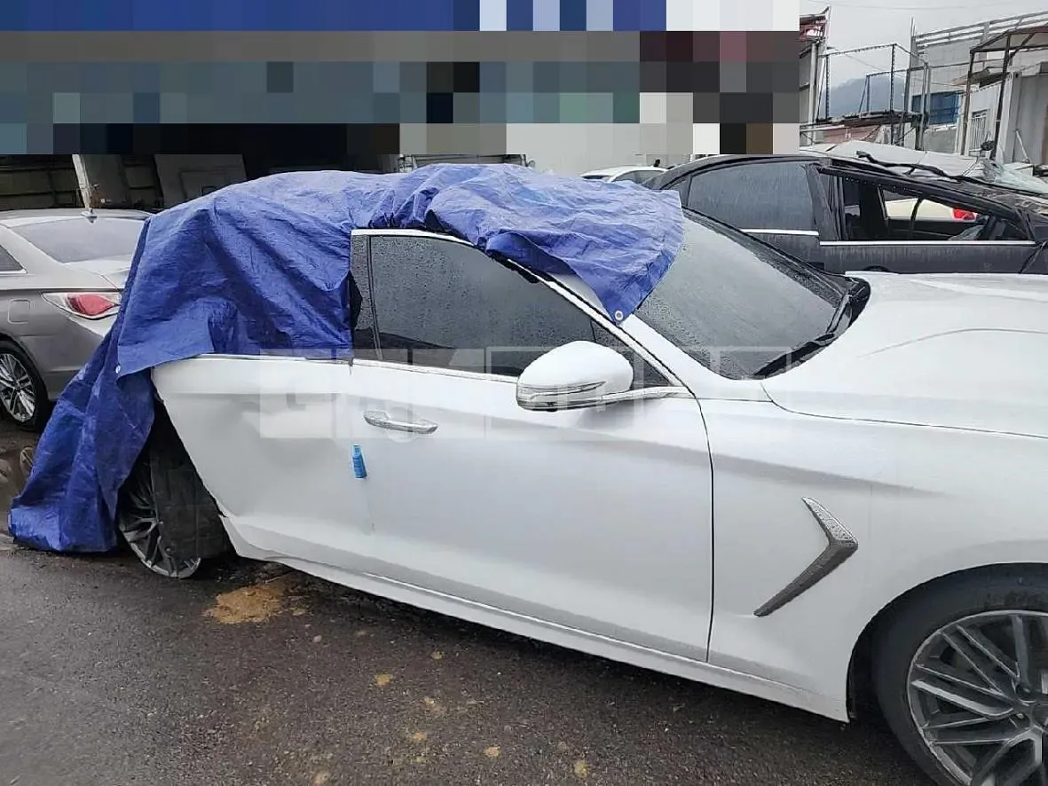 Photo 2 of 16: 2018 Genesis G70 2.0T — Korean insurance auction