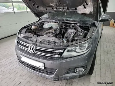 Photo 1 of 28: 2015 Volkswagen Tiguan 2.0 TDI Blue Motion, VIN WVGZZZ5NZFW560092 — Korean insurance auction