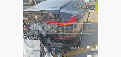 Photo 1 of 23: 2023 BMW X4 xDrive20i — Korean insurance auction