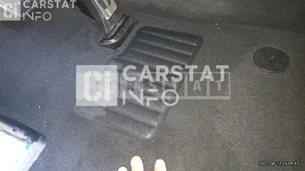Photo 2 of 5: 2015 BMW Calm 520d — Korean insurance auction