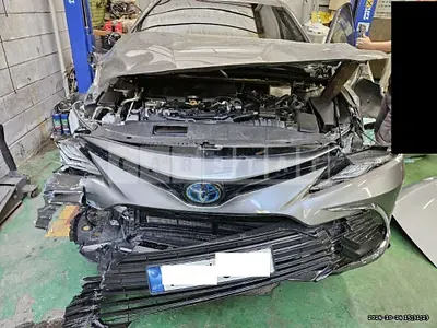 Photo 1 of 20: 2023 Toyota Camry Hybrid — Korean insurance auction