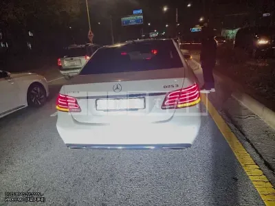 Photo 1 of 3: 2016 Mercedes-Benz E250 BlueTec 4Matic, VIN WDDHF9HB0GB236471 — Korean insurance auction